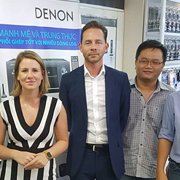 \nĐại diện hãng DENON