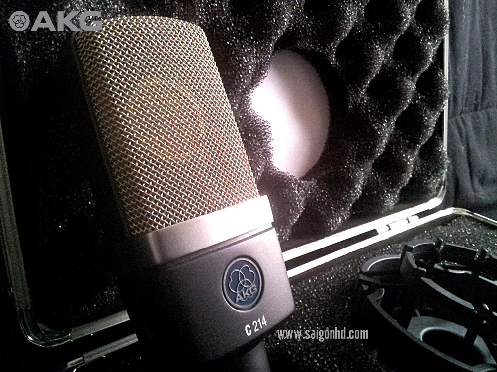 AKG C214