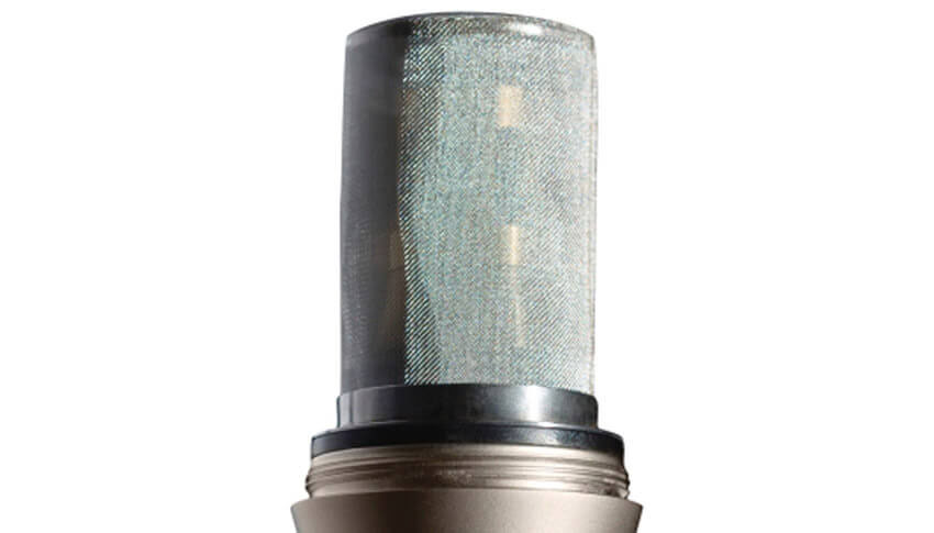MICRO AKG C636