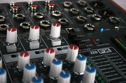 MIXER ALLEN & HEATH ZED 16FX