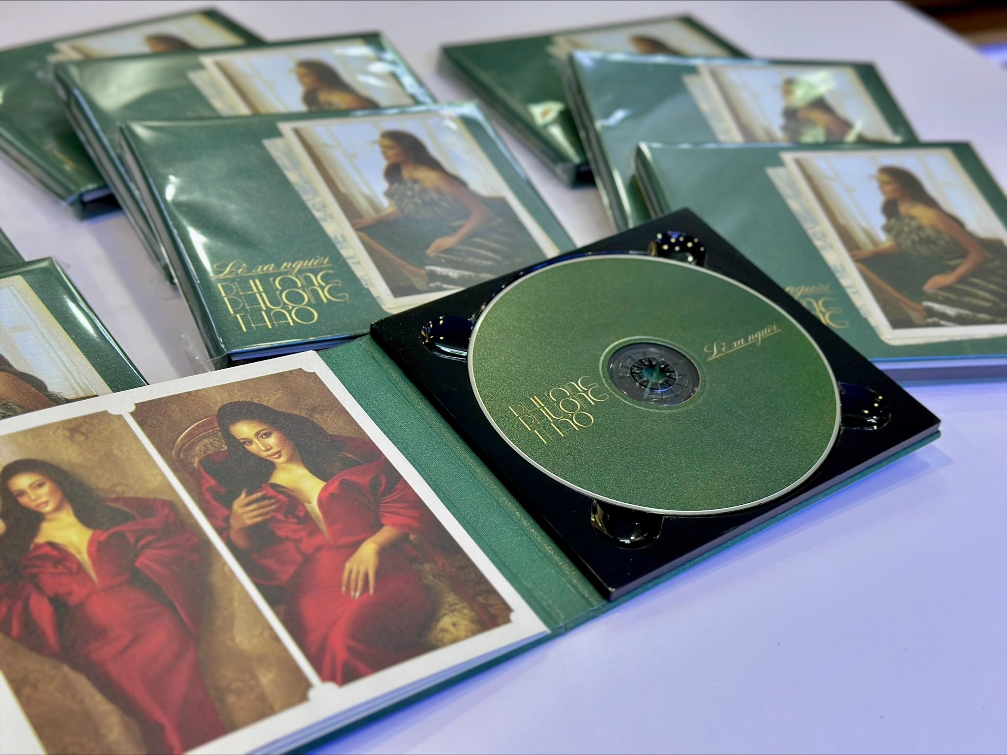 ĐĨA CD PHƯƠNG PHƯƠNG THẢO - ALBUM VOL 3 - LỆ XA NGƯỜI