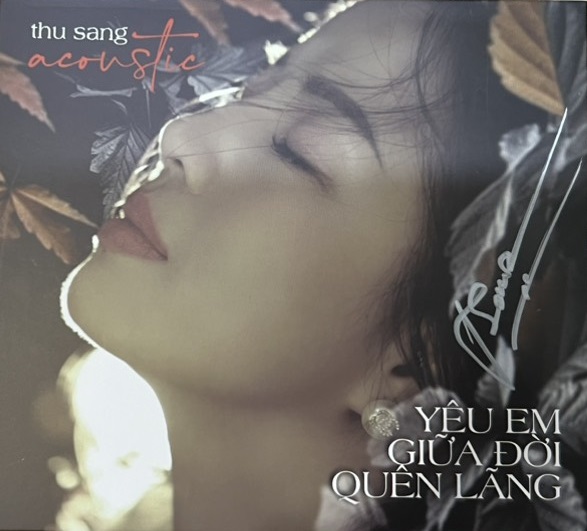 ĐĨA CD YÊU EM GIỮA ĐỜI QUÊN LÃNG - THU SANG