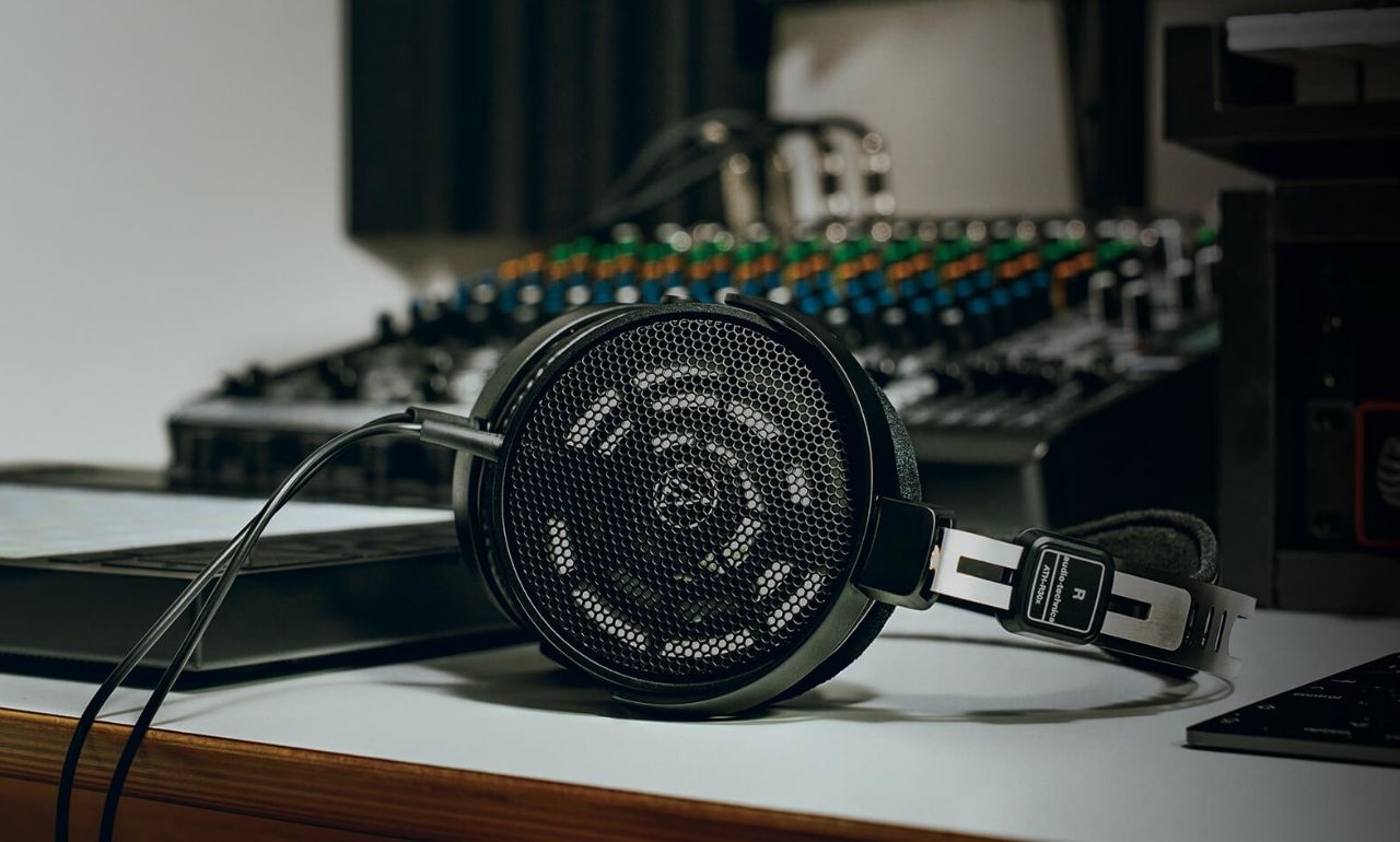 Tai nghe Audio Technica ATH-R30x ch&iacute;nh h&atilde;ng gi&aacute; rẻ