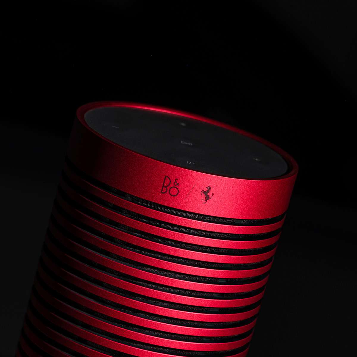 LOA B&O BEOSOUND EXPLORE FERRARI EDITION