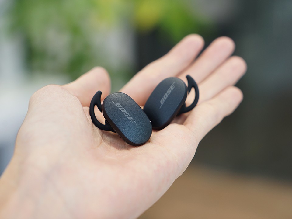 BOSE QUIETCOMFORT EARBUDS