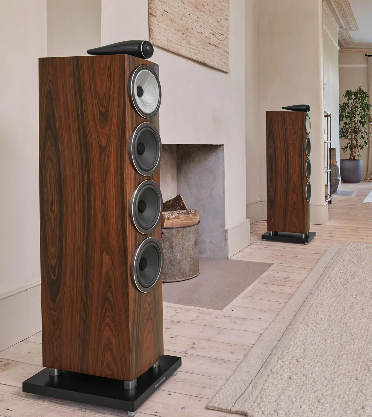 BOWERS & WILKINS 702 S3