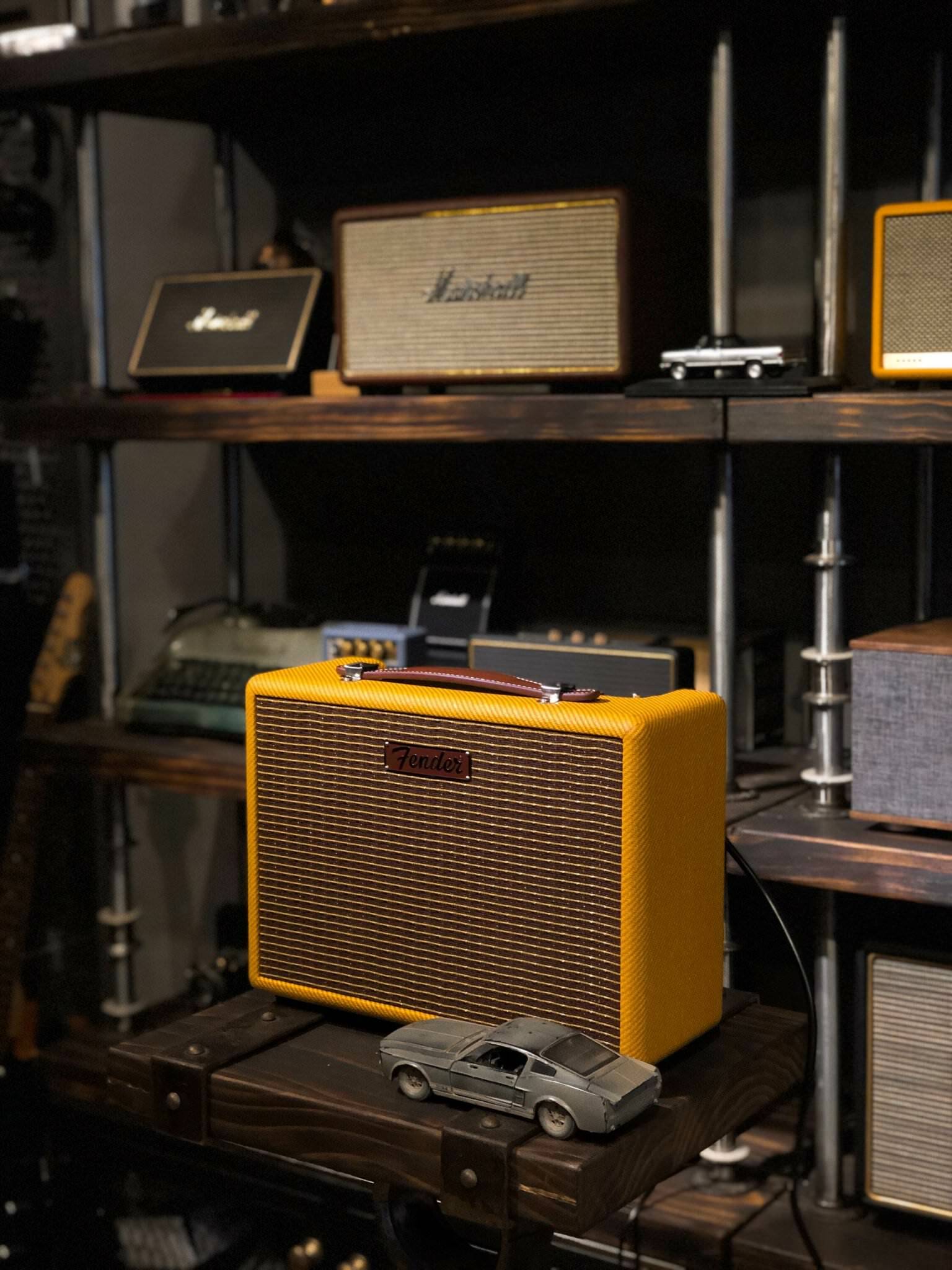 LOA BLUETOOTH FENDER MONTEREY TWEED