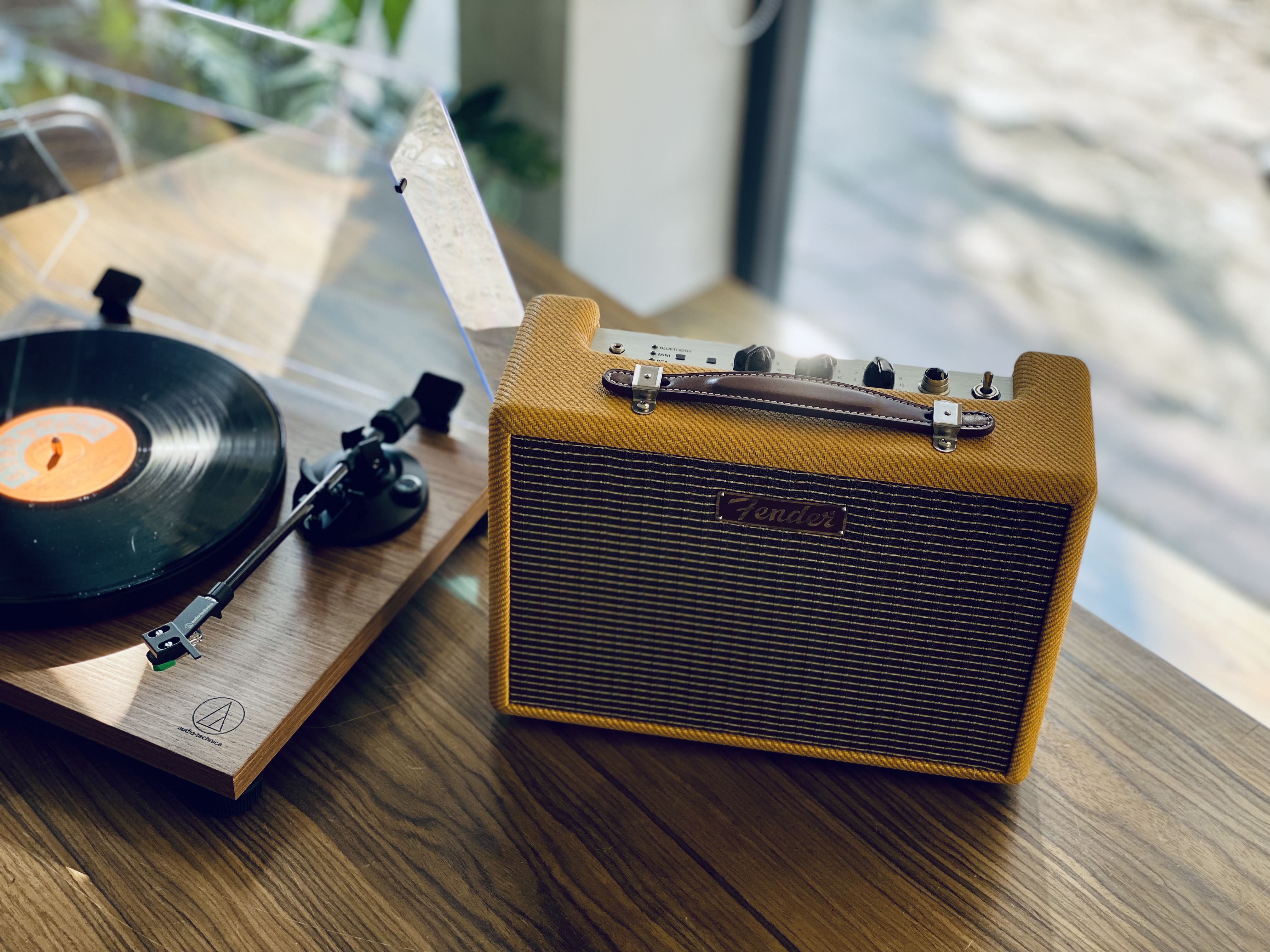 LOA BLUETOOTH FENDER MONTEREY TWEED