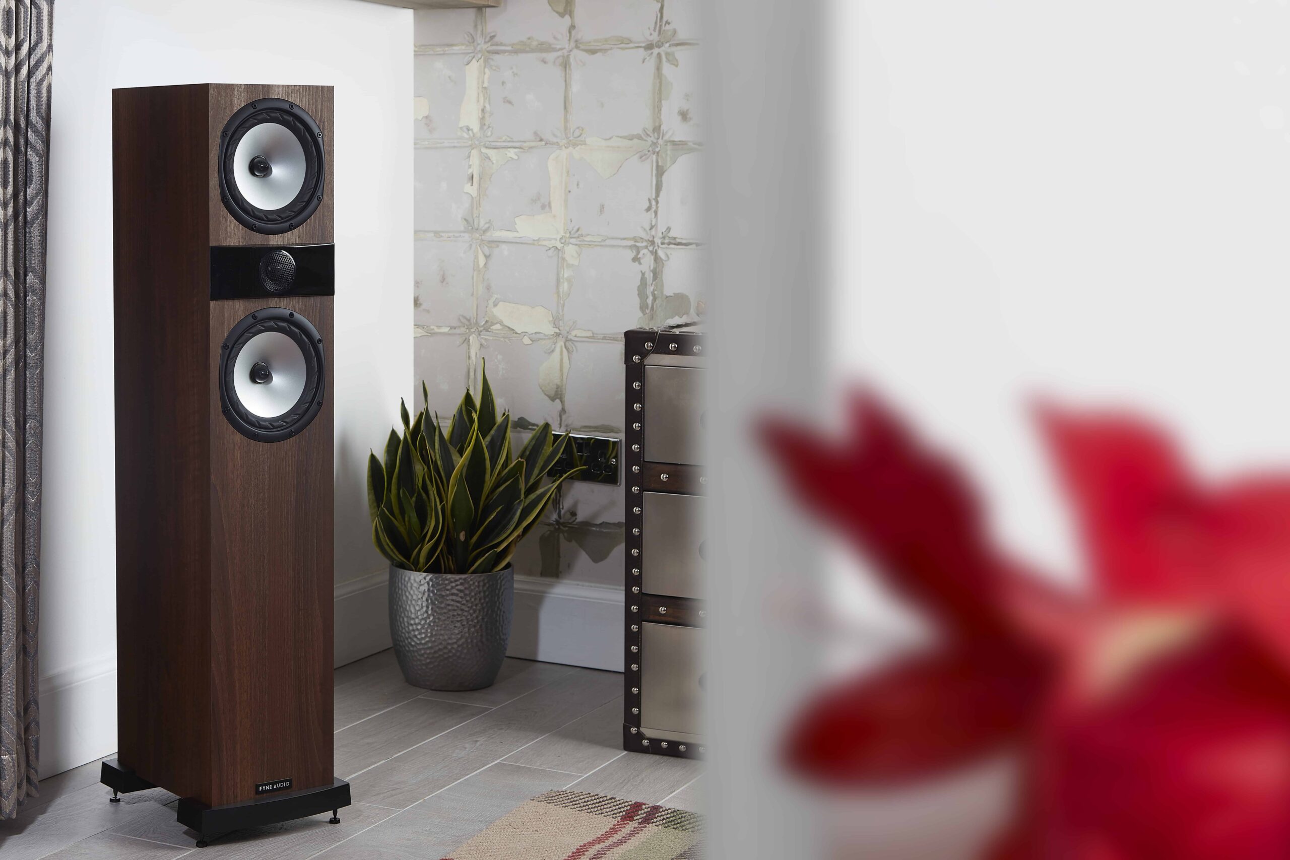 FYNE AUDIO F303