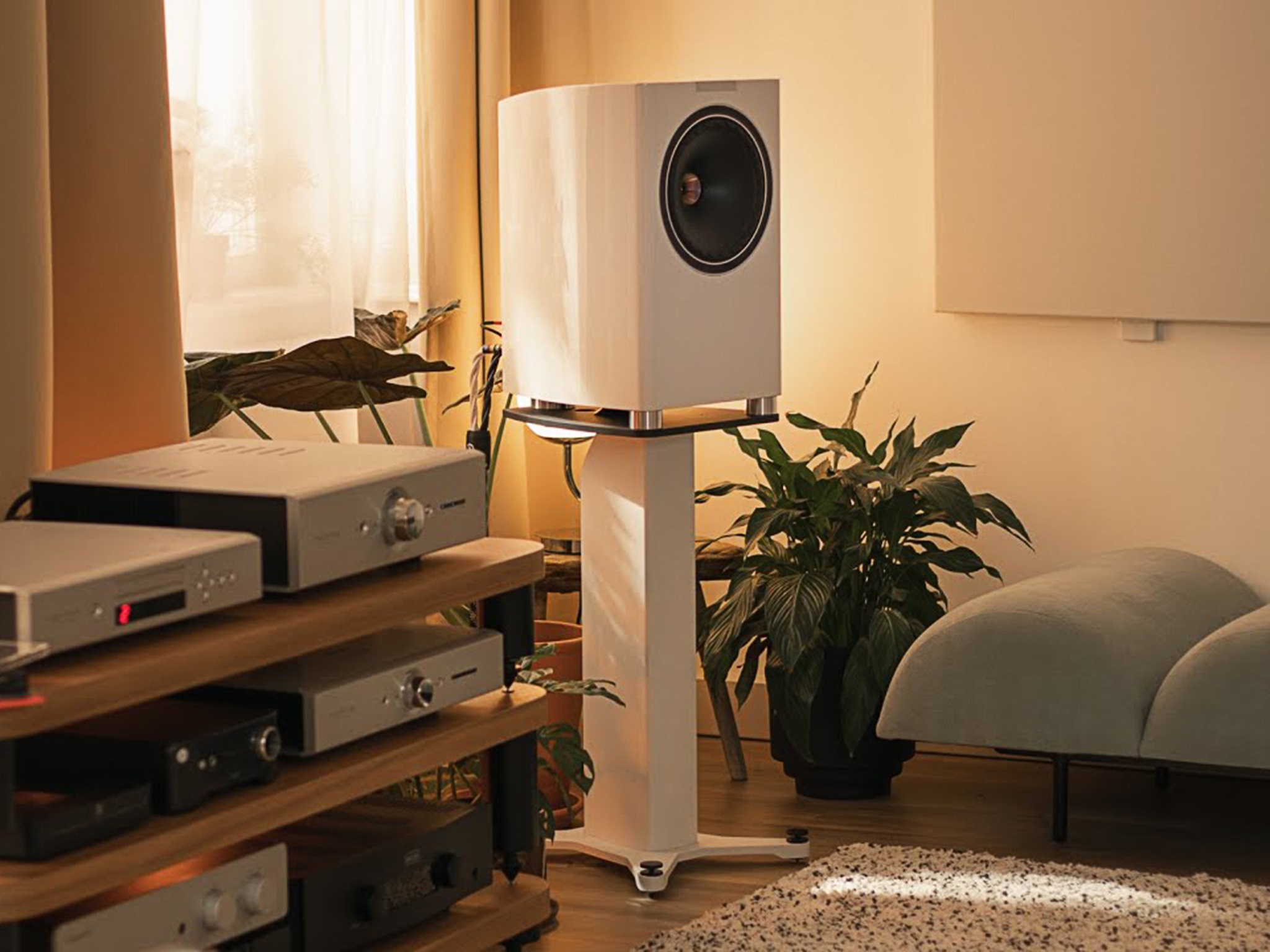 LOA FYNE AUDIO F701
