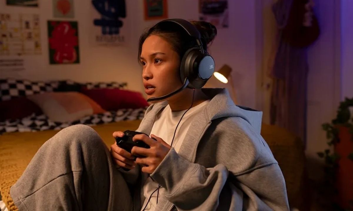 Tai nghe gaming chụp tai JBL Quantum 120 ch&iacute;nh h&atilde;ng gi&aacute;