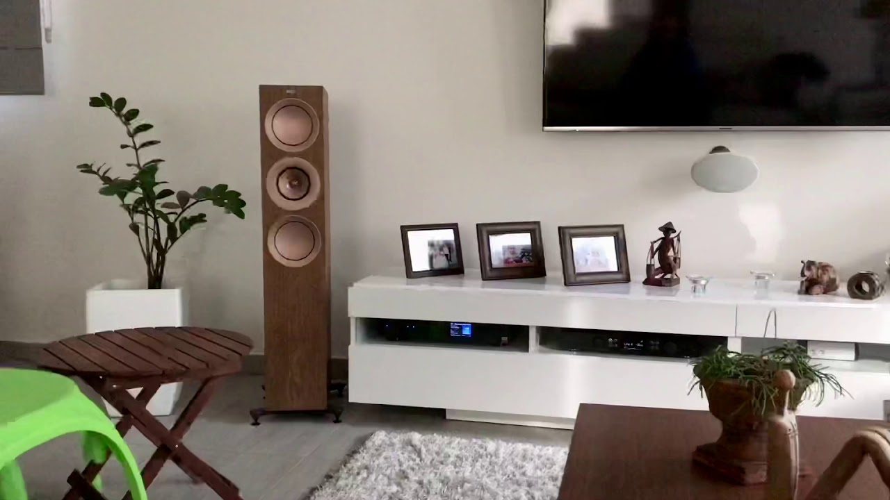 LOA KEF R7