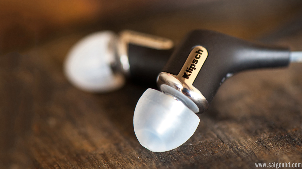 KLIPSCH R6 IN EAR