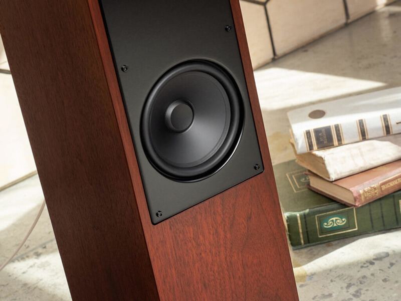 LOA MARTIN LOGAN MOTION 20i