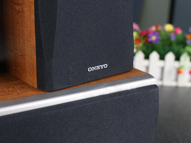 ONKYO SKS 4700