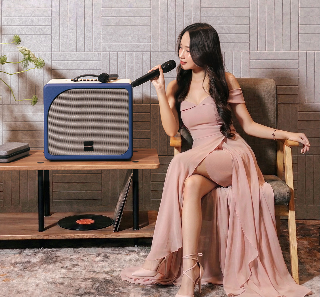 Loa k&eacute;o Karaoke Bluetooth di động Paramax Evox ch&iacute;nh h&atilde;ng gi&aacute; rẻ nhất