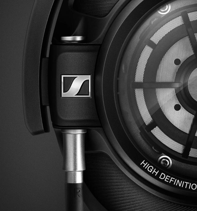 SENNHEISER HD 820