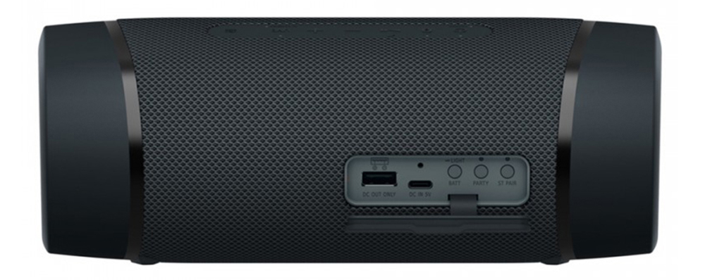 Sony SRS-XB33 sử dụng cáp USB Type-C® để sạc đầy năng lượng