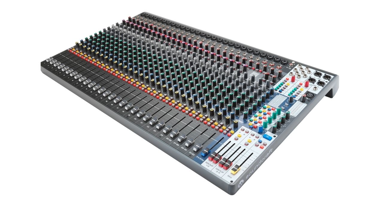 Mixer Soundcraft Signature Plus 32 ch&iacute;nh h&atilde;ng gi&aacute; rẻ
