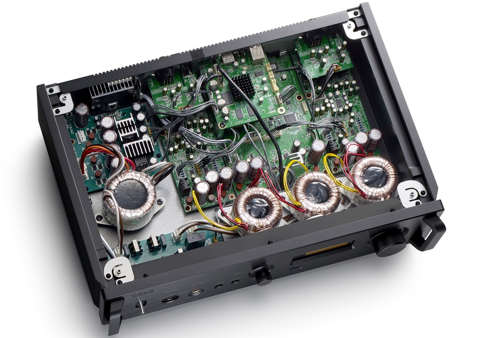 STEREO POWER AMPLY TEAC AP-701