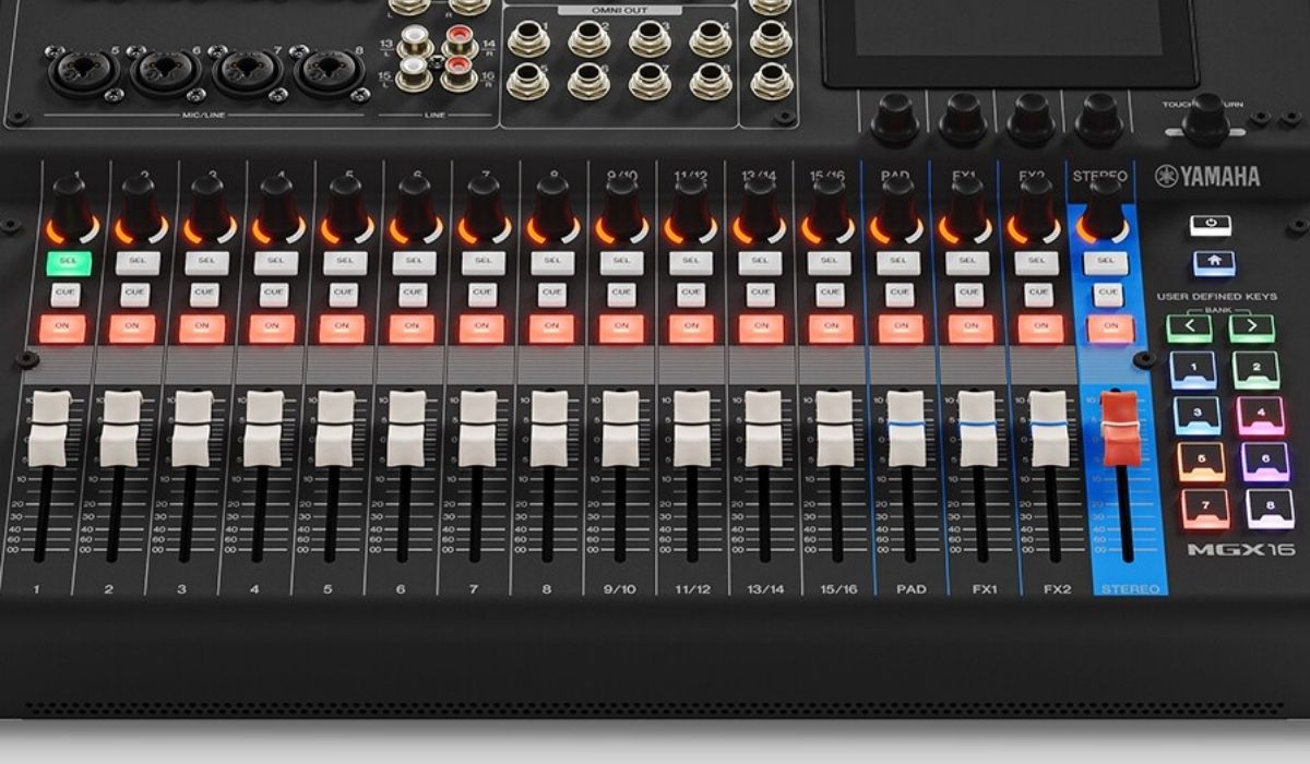Mixer Yamaha MGX16 ch&iacute;nh h&atilde;ng gi&aacute; rẻ