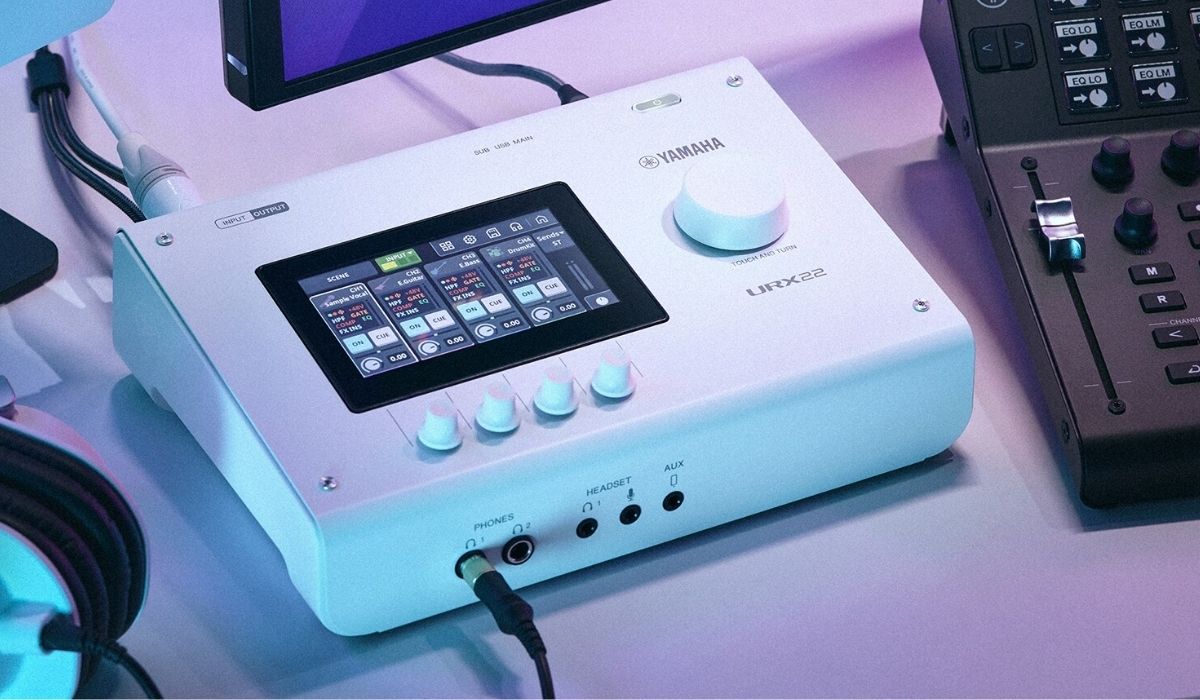 Soundcard thu &acirc;m Yamaha URX22 ch&iacute;nh h&atilde;ng gi&aacute; rẻ