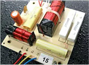 LOA YAMAHA CM10V