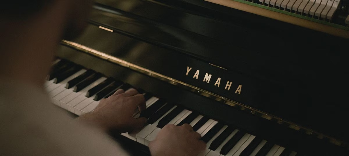 YAMAHA YH E700B