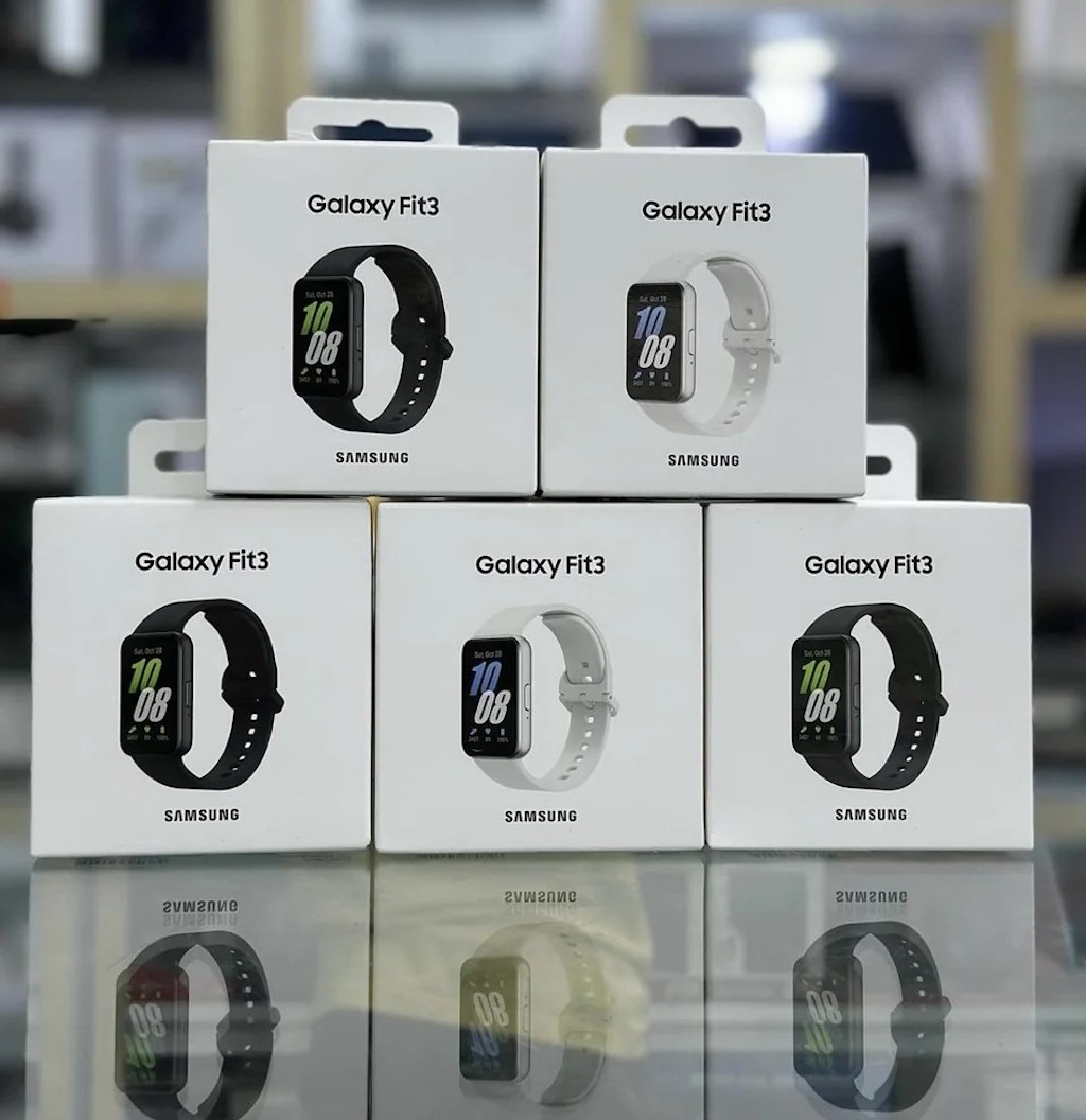 Gần 2 năm chưa được ra mắt, Samsung Galaxy Fit3 đã 