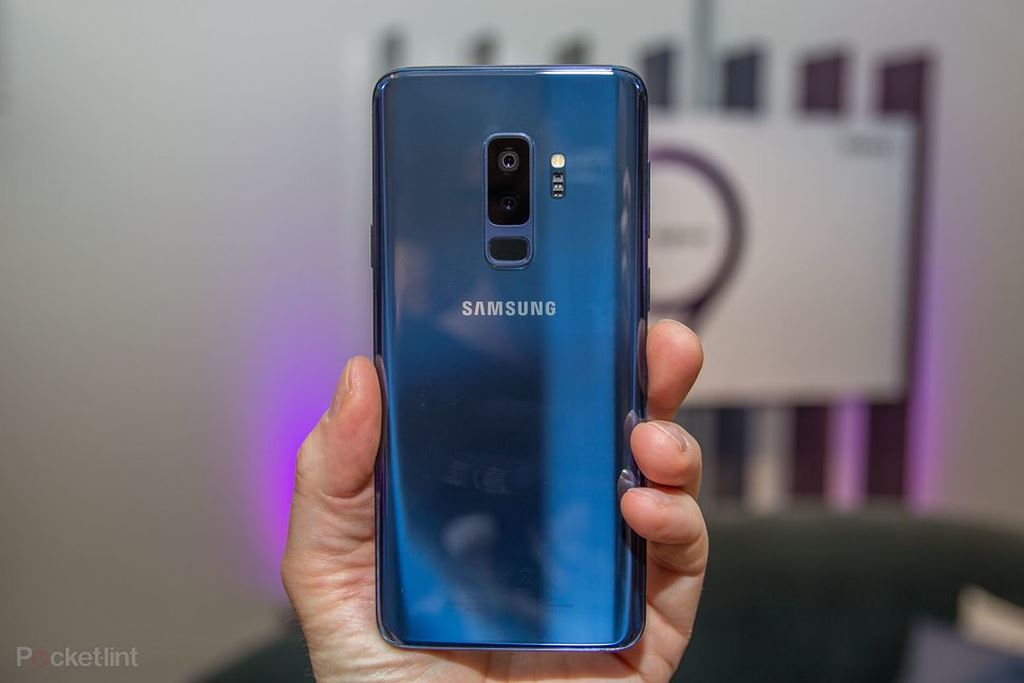 Galaxy S10 lộ ảnh mặt trước gần như không viền màn hình