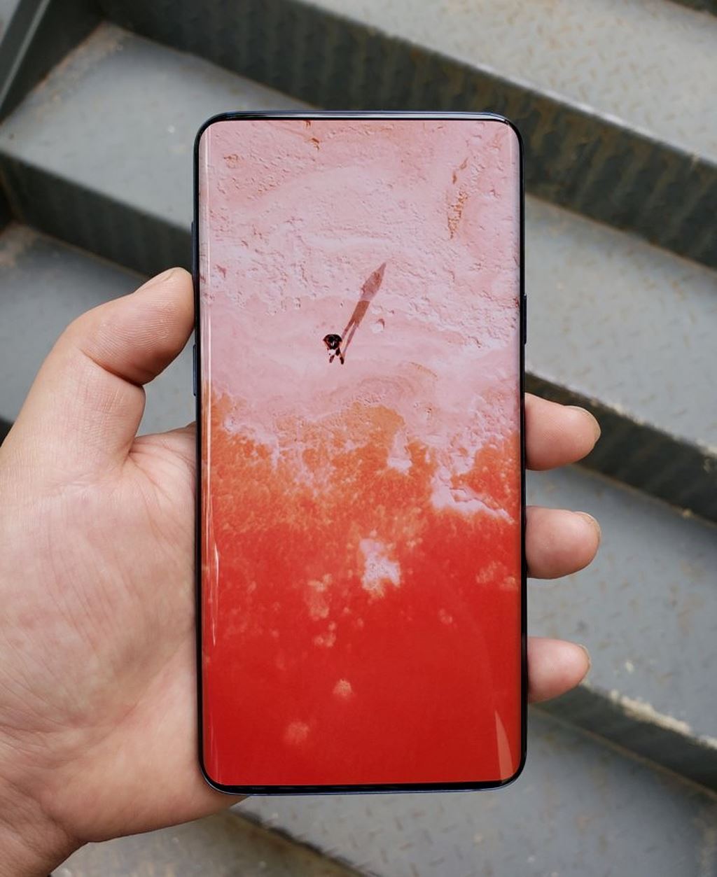 Galaxy S10 lộ ảnh mặt trước gần như không viền màn hình