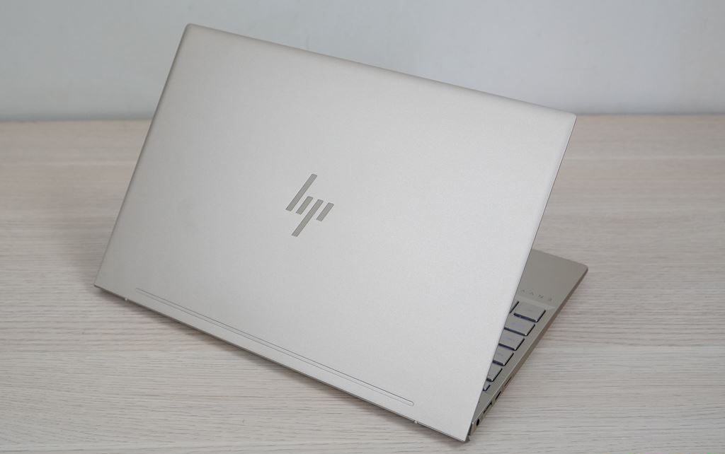 Trên tay HP Envy 13 2018: thiết kế cao cấp, nhỏ gọn và mạnh