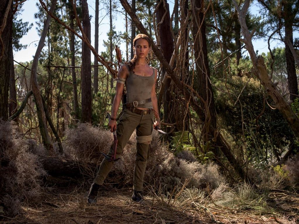 Đánh giá phim Tomb Raider: khởi đầu tạm ổn cho một huyền thoại