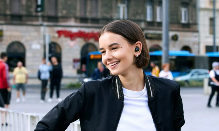 LG mở rộng danh mục thiết bị nghe nhạc với tai nghe true-wireless đầu bảng TONE Free T90S cùng bốn loa Bluetooth mới