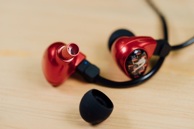 Astell & Kern tung ra tai nghe IEMs Billie Jean