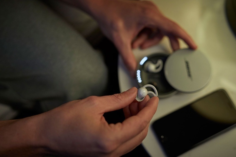 Bose Sleepbuds: Tai nghe true-wireless hỗ trợ giấc ngủ, giá gần 6 triệu đồng