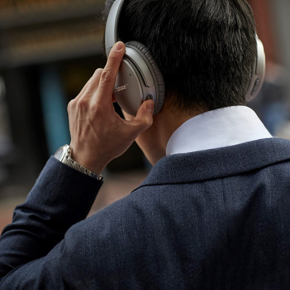 Bose tung tai nghe không dây SoundSport Free chiếm thị phần Apple AirPods
