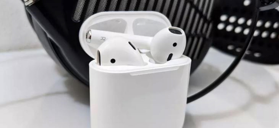 Review Apple AirPods từ góc độ một audiophile