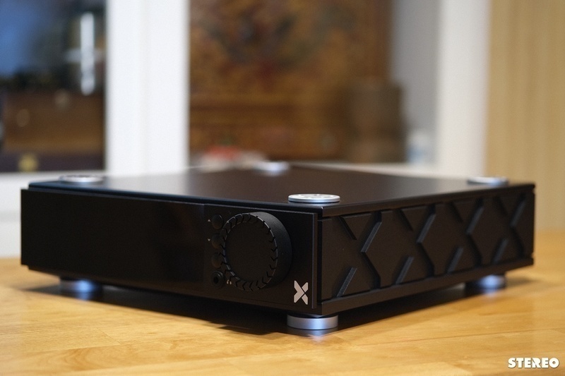 Axxess Forté 1: Streaming amplifier cao cấp cho dàn âm thanh tối giản