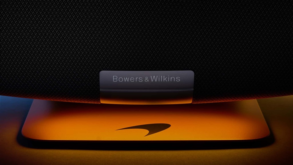 Vốn đã mang tính biểu tượng, loa Bowers & Wilkins Zeppelin còn "chảnh" hơn với bản McLaren siêu hiếm