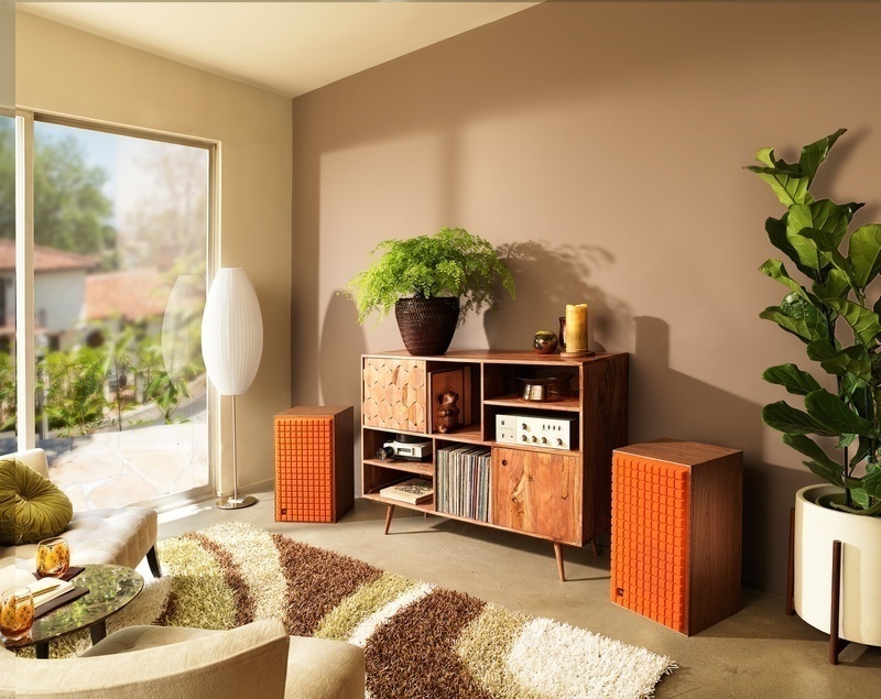 JBL trình làng phiên bản MkII cùng loạt nâng cấp quan trọng cho L100 Classic