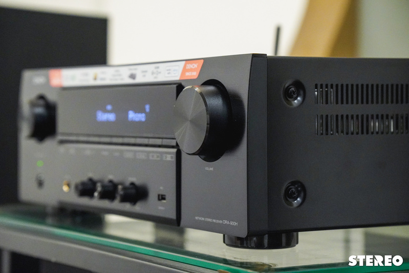 Denon DRA-900H: Mang chất âm cao cấp cùng hình ảnh sắc nét đến với phòng phim tại gia
