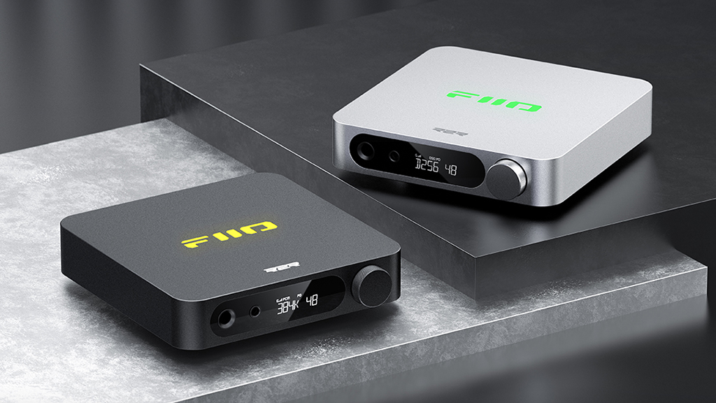 FiiO công bố bộ khuếch đại tai nghe để bàn đầu tiên K11 R2R với DAC 24 bit bốn kênh