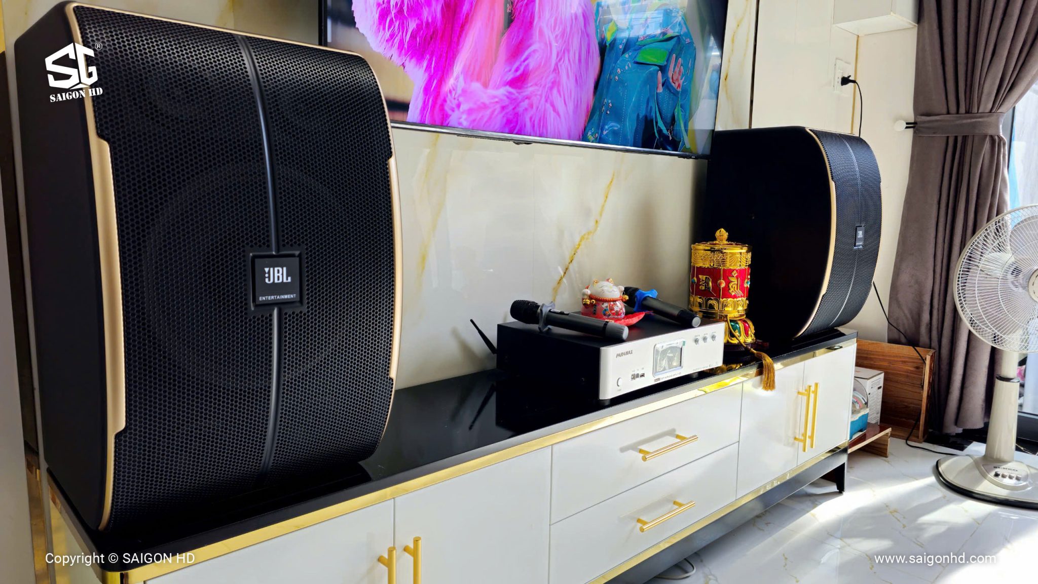 Nên Chọn Mixer Hay Amply Cho Dàn Âm Thanh Karaoke Gia Đình?