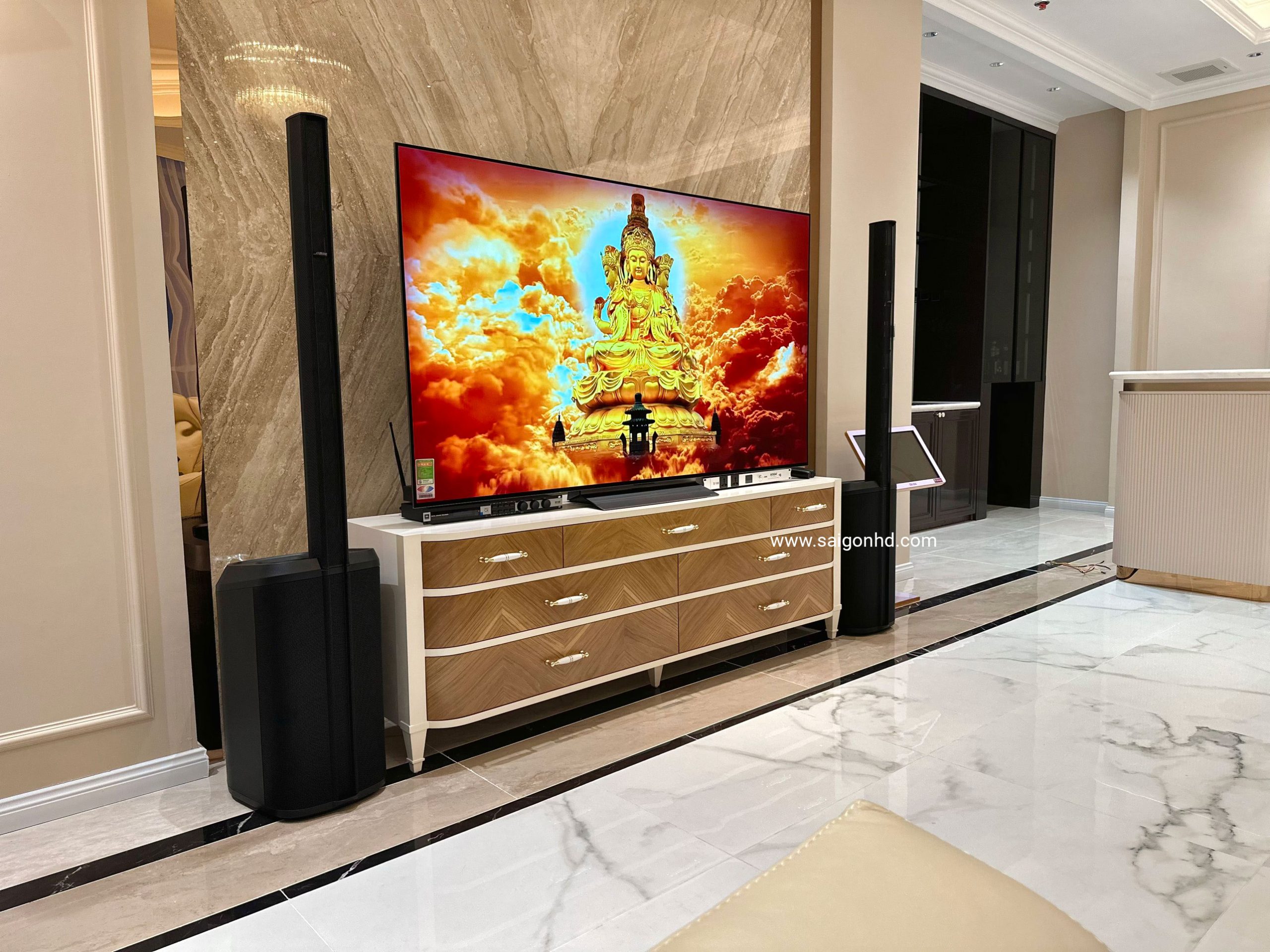 C&aacute;c Thiết Bị Cần C&oacute; Trong Hệ Thống Karaoke Gia Đ&igrave;nh