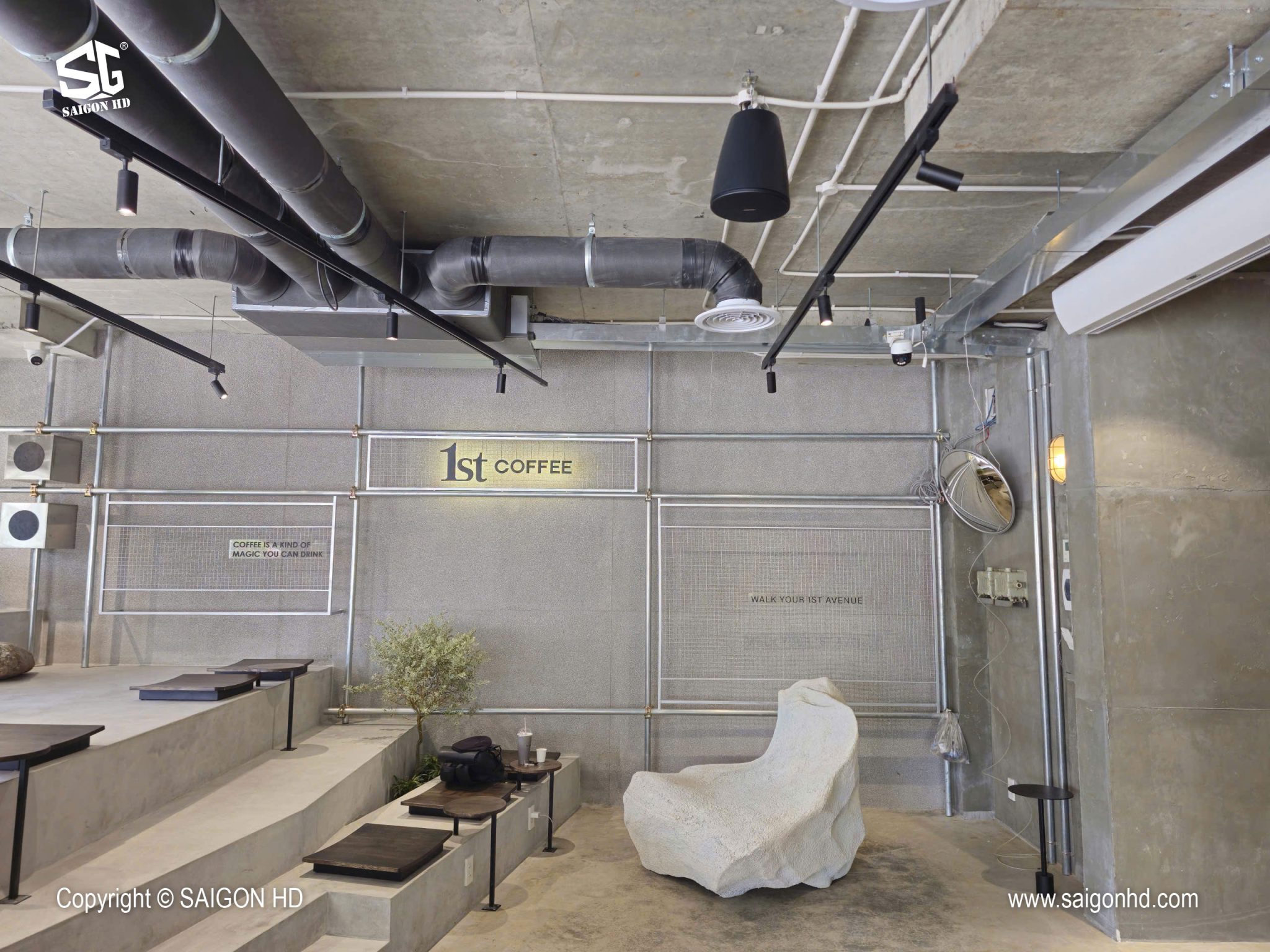 Hệ thống &acirc;m thanh cho cafe 2 tầng &ndash; xử l&yacute; thế n&agrave;o cho đồng đều?