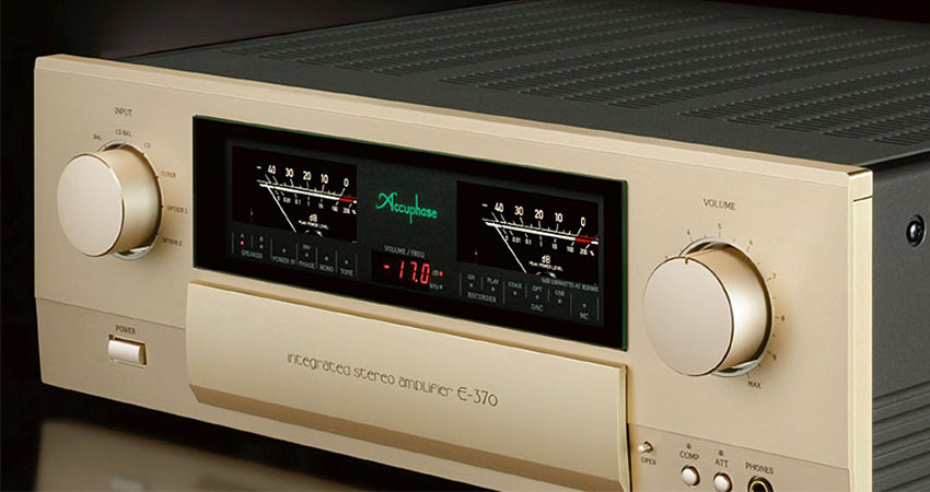 Accuphase E-370