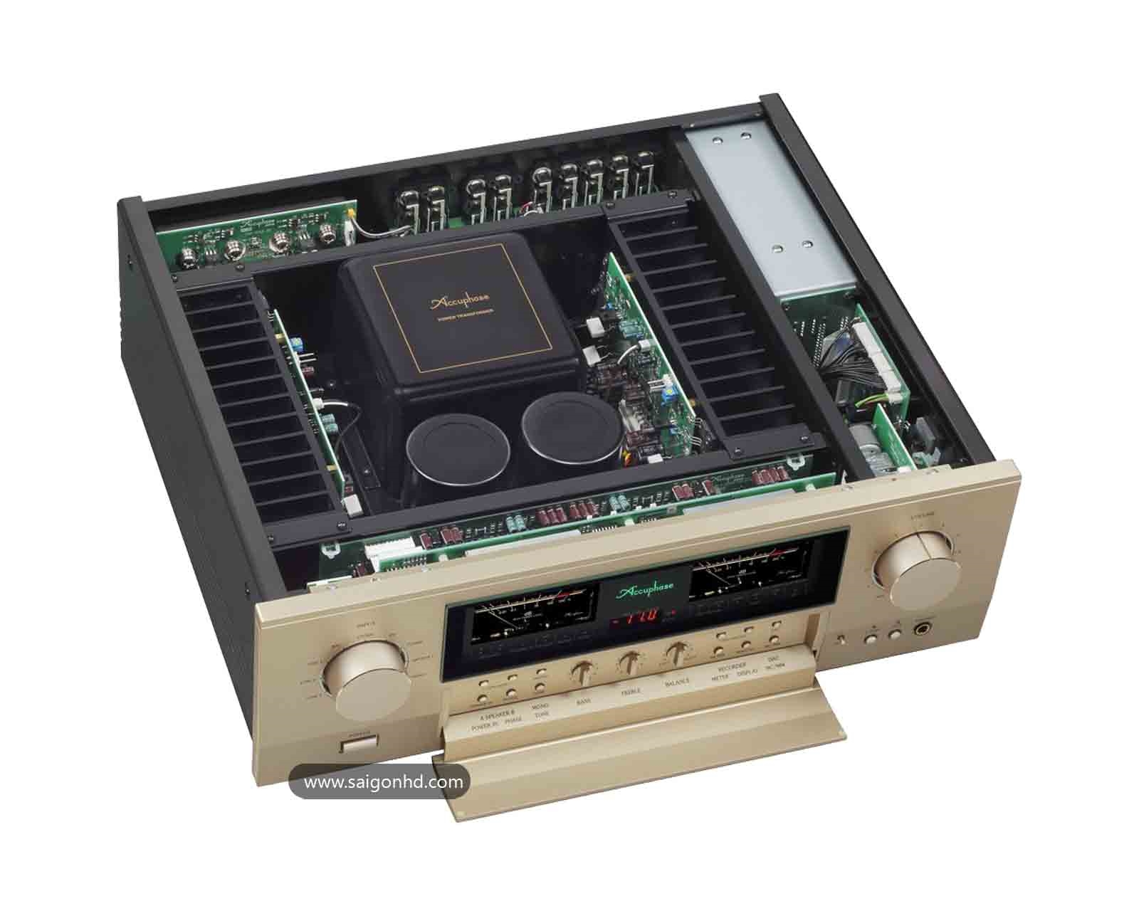 Accuphase E-370