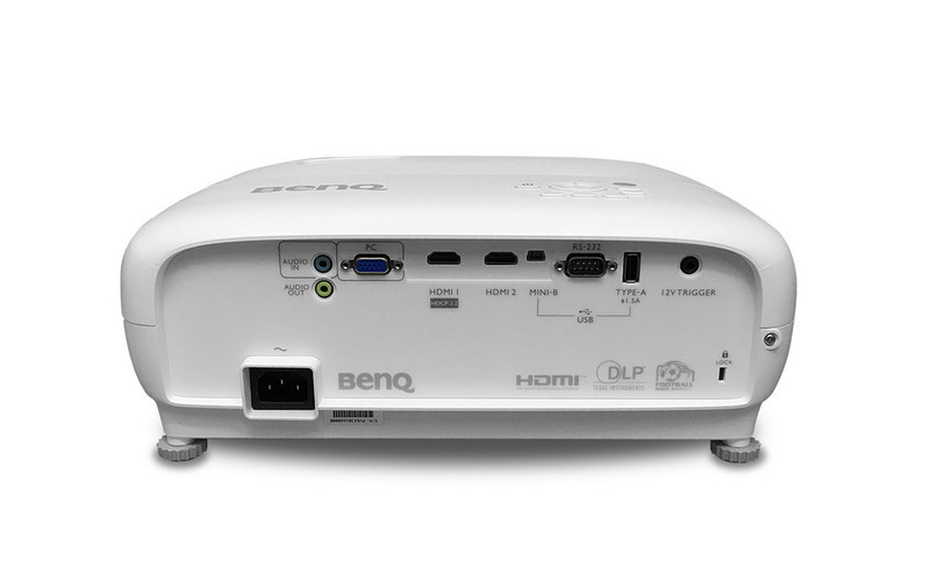 BenQ TK800: Máy chiếu bóng đá độ phân giải 4K, có HDR, giá 35,1 triệu đồng