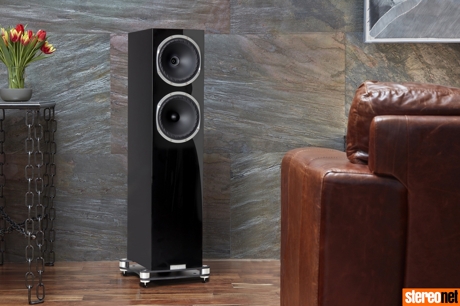 Fyne Audio F502SP